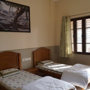 Twin Bed Room